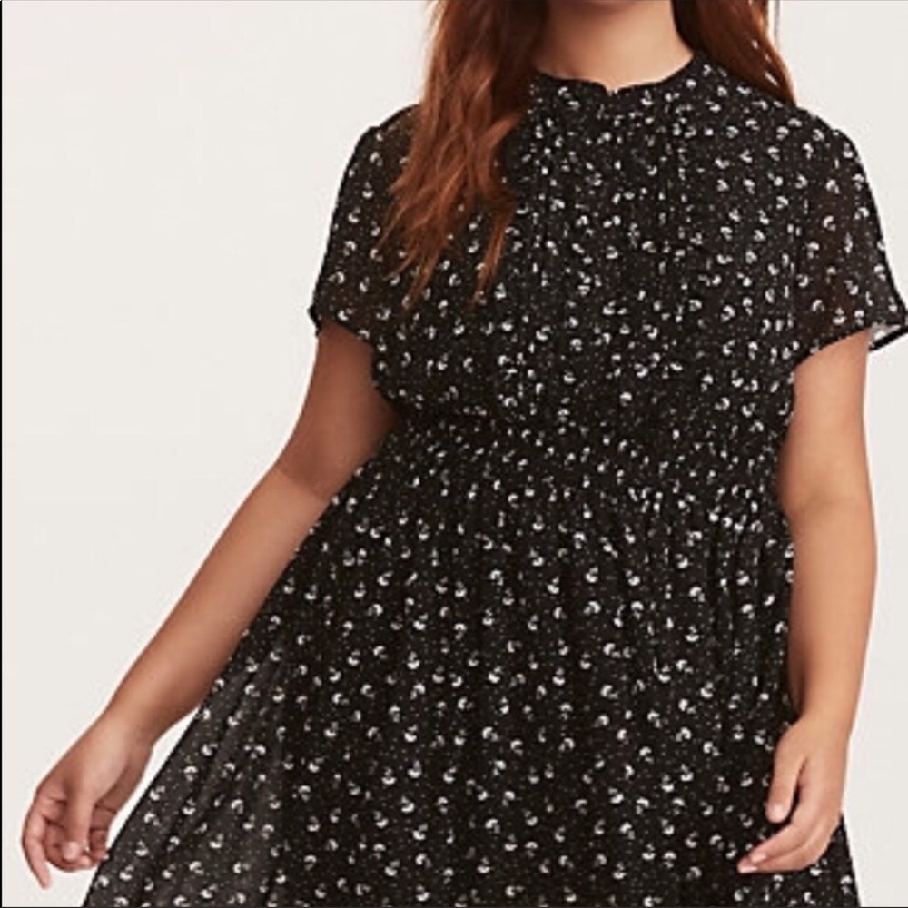 Sweet Black Floral Lane Bryant Fit/Flair 3X - NWOT